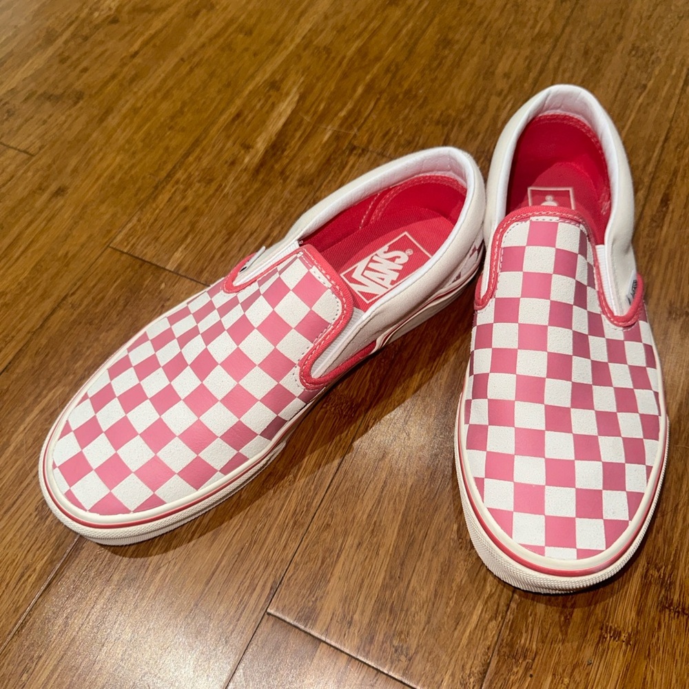 Like New Size 8 Pink Vans slip-on